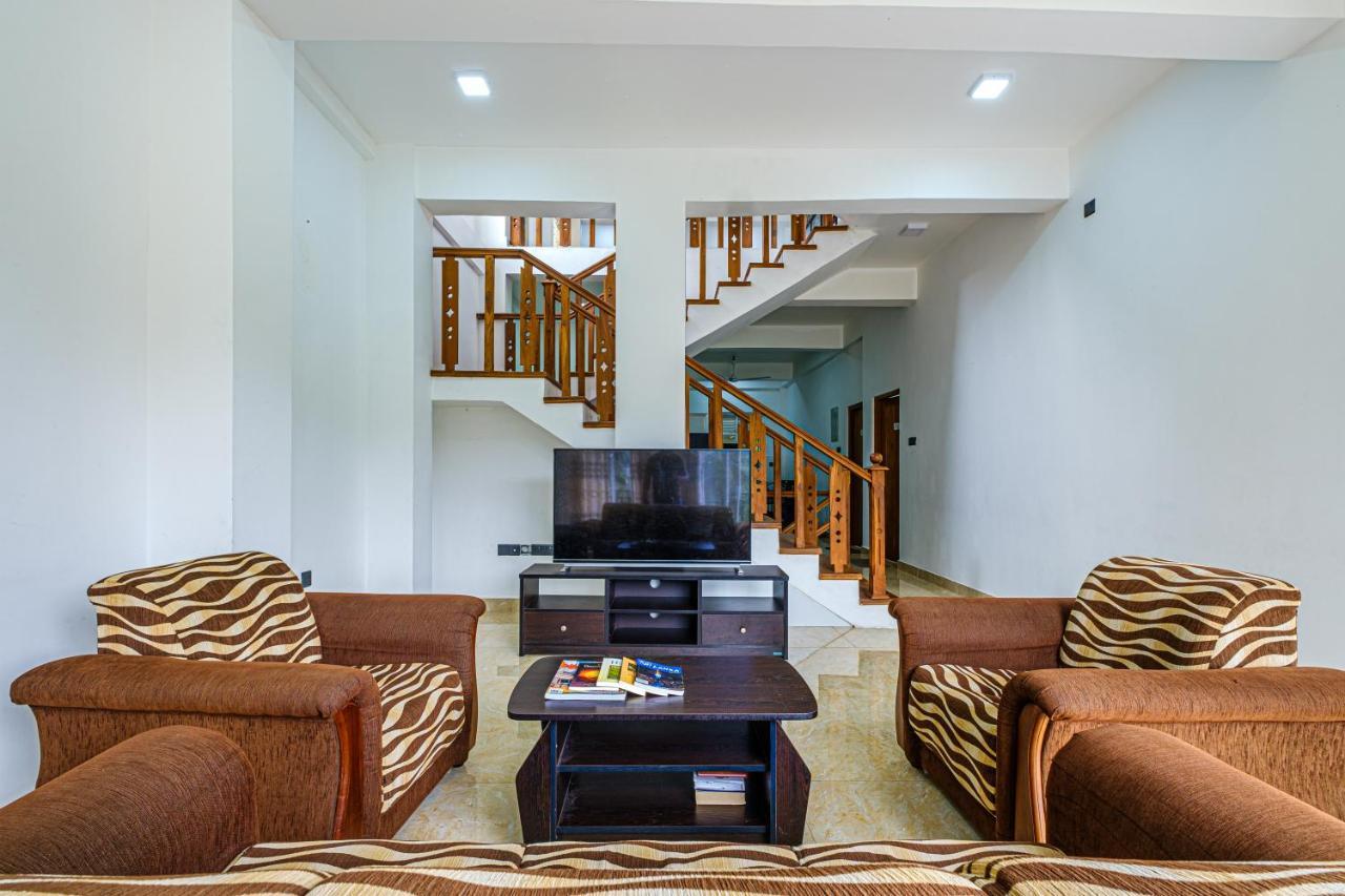 Queens Mount Ridge Kandy Exterior photo